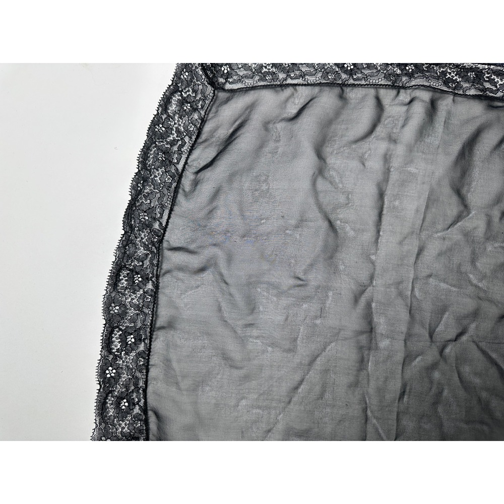 Vintage 1960s Black Lace Handkerchief Sheer Floral Border Square 15.5in - Picture 3 of 7